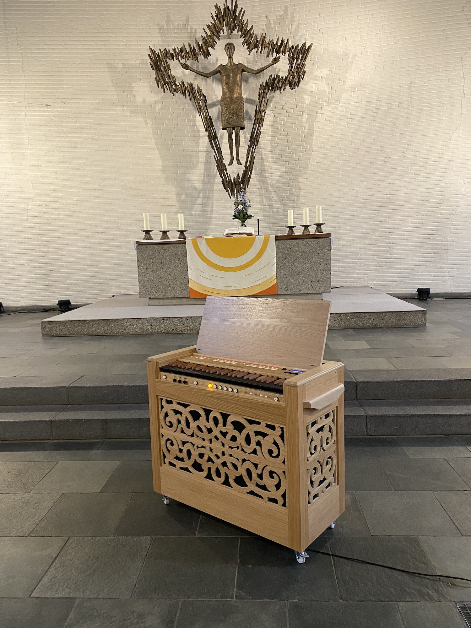 Digitale Truhenorgel (2024-01)